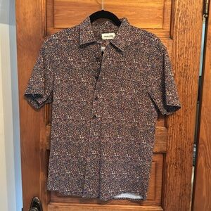 Taylor Stitch: Short sleeve floral hawthorn